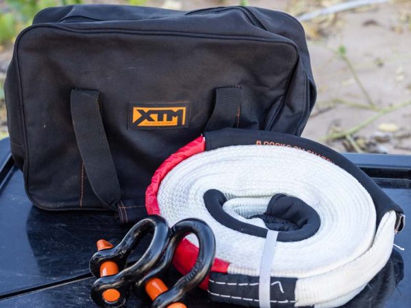 Diverses 4WD Zubehör wie Schäkel, Abschleppseil