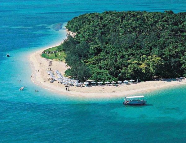 Luftaufnahme der Insel Green Island an der Küste von Cairns, Australien