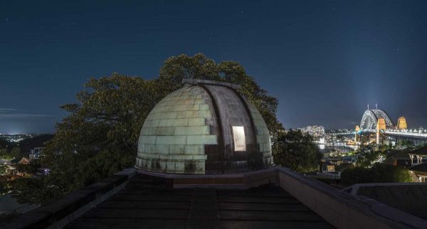 Nachtansicht des Sydney Observatory. in Sydney Australien