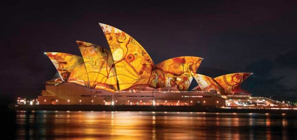 Angestrahlte Sydney Opera während der VIVID-Sydney in Sydney Australien